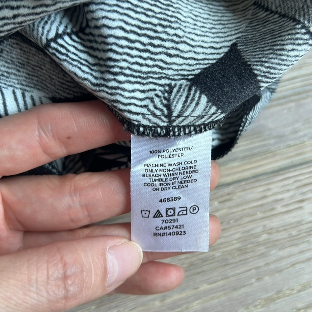 Loft petites Romper - Picture 4 of 7